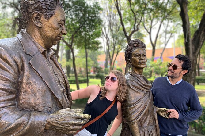 Frida Kahlo VIP [Museum Tickets Included] Walk, Markets & Churros - Why this Coyoacán walk improves a Casa Azul visit
