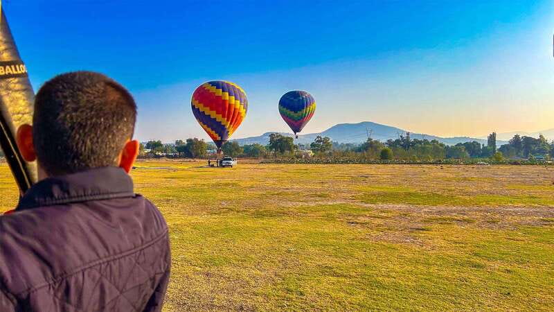 From CDMX: Hot air balloon ride, guided visits to Teotihuacan and Guadalupe - Is $323 a fair price?
