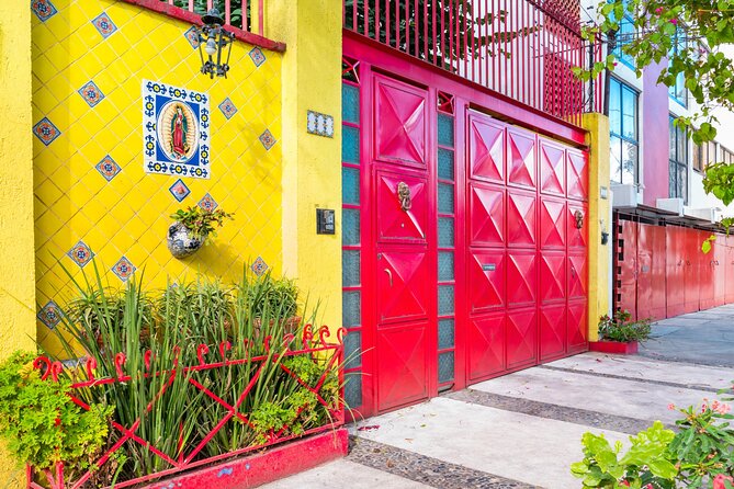 From cdmx: Tour in Coyoacan and Xochimilco all inclusive - What this Mexico City day trip actually covers