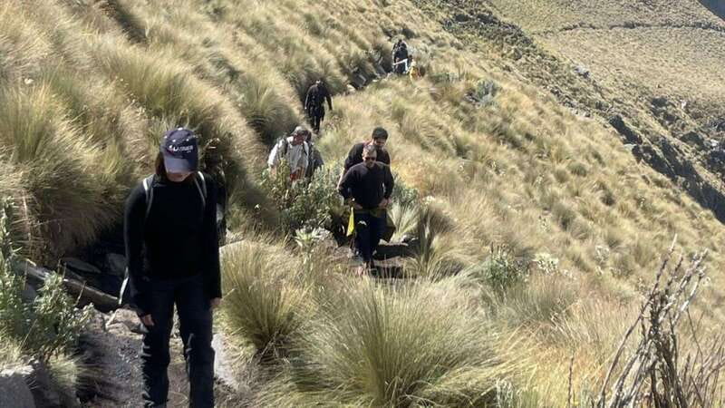 From CDMX: Trekking to Iztaccihuatl Volcano accompanied by a mountaineer - The early start from Mexico City