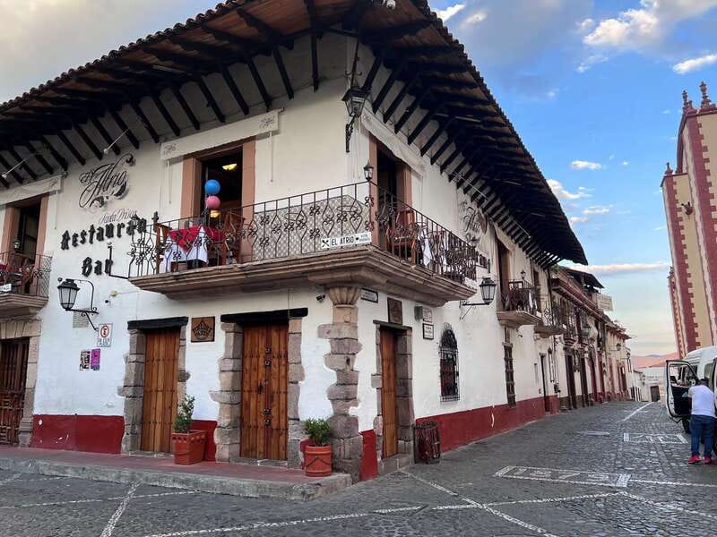 From Mexico City: 10-Hour Cuernavaca and Taxco Tour - Santa Prisca and Taxco’s cobblestone center