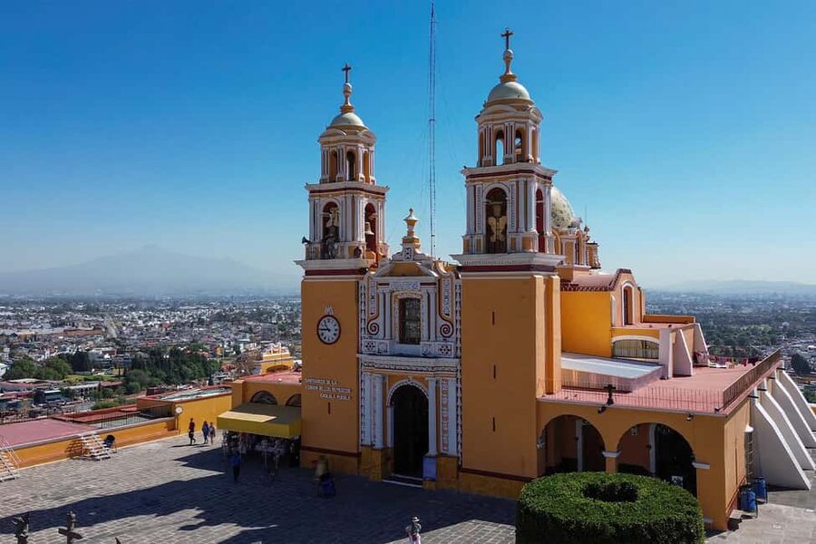 From Mexico City: Day trip to Puebla, Cholula, and Tonantzintla - Cholula, a sacred city with a modern town feel