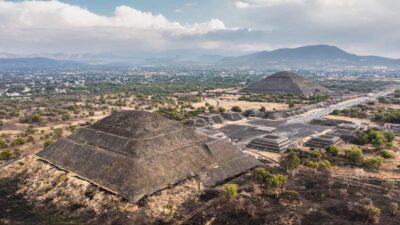 Half-day tour to Teotihuacan