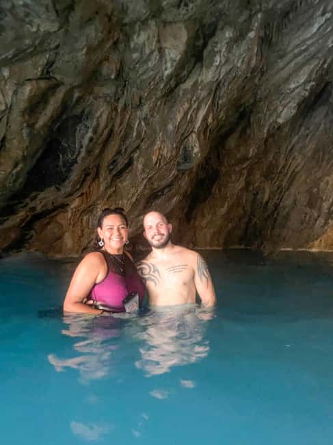 From Mexico City: Small Group Tour to the Tolantongo Caves - Food, cash, lockers, and what to pack