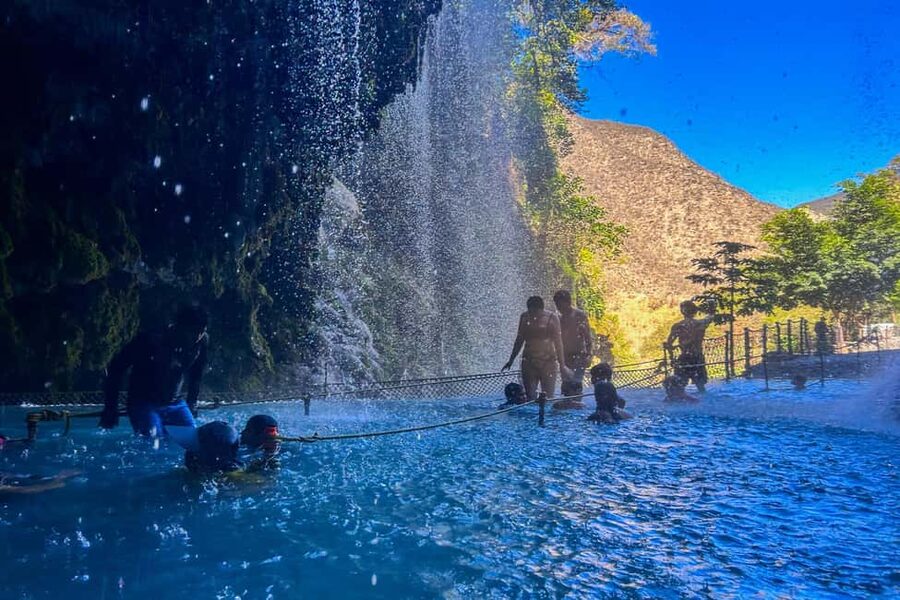 From Mexico City: Small Group Tour to the Tolantongo Caves - Is $138 fair for a 14-hour day?