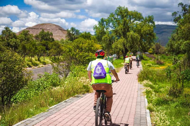 From Mexico City: Teotihuacan Pyramids and Bike Tour - The Avenue of the Dead and the main archaeological visit
