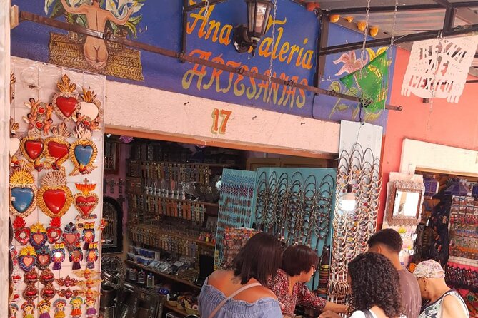 Full Day: San Miguel de Allende - The Parish of Santiago Apostle and the town’s character