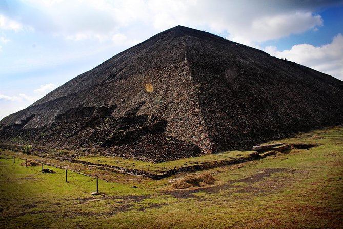 Full-Day Teotihuacan & Basilica Guadalupe Tour - The shopping stops and lunch question