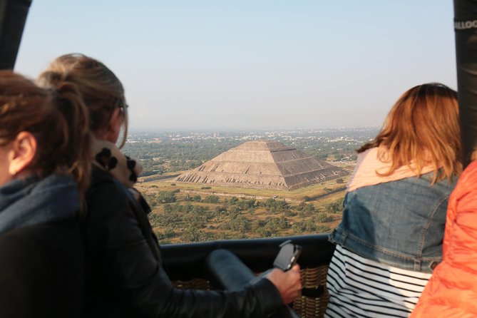 Full-Day Teotihuacan Hot Air Balloon Tour from Mexico City Including Transport - Who will enjoy this day most?
