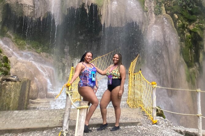 Full-Day Tour Exploring the Waters of Tolantongo - The warm river and the practical lunch break