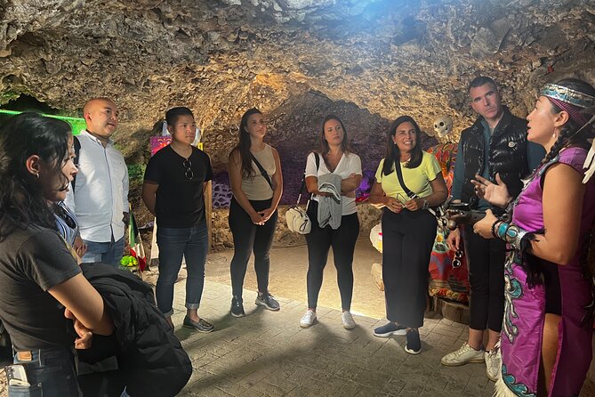 Full tour of Teotihuacán and visit to Mictlan - Why the small group matters