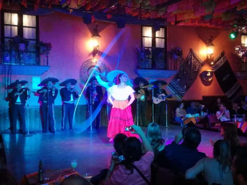 Garibaldi by Night - Mexico City - What the small group changes