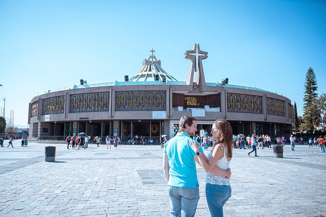 Guadalupe Shrine Tour - Meeting in central Mexico City at 3:00 pm