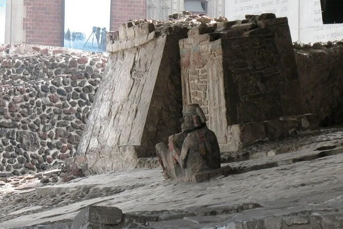 GUIDED TOUR PLUS in RUINS "TEMPLE MAJOR" with OFFICIAL GUIDES - Is $35.87 a fair price?