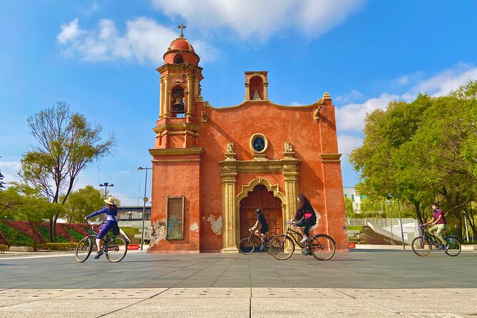 Half-Day Small-Group Historical Center Mexico City Tour - Starting at Bazar Fusion with snacks and a short lesson