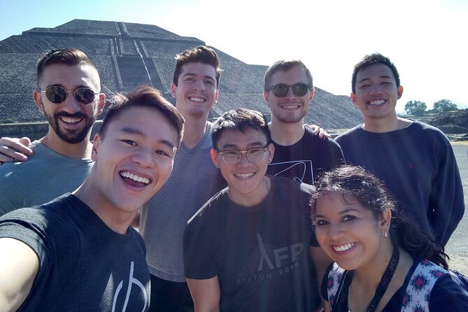 Half-Day Tour to Teotihuacan Pyramids from Mexico City - Private tour or small group?