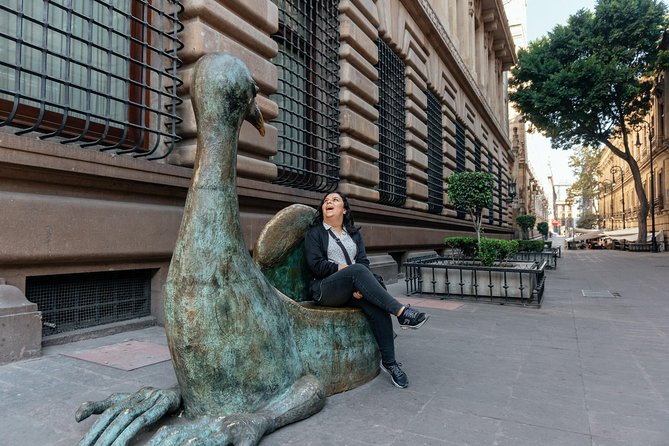 Highlights & Hidden Gems With Locals: Best of Mexico City Private Tour - Food, drink, and local advice