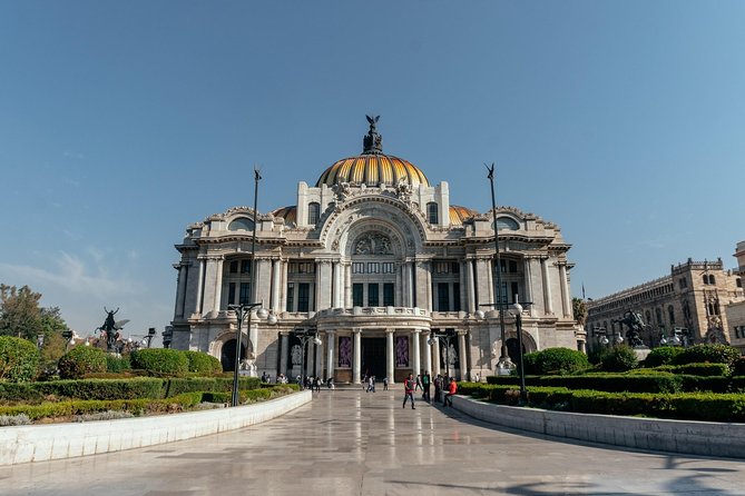 Highlights & Hidden Gems With Locals: Best of Mexico City Private Tour - Starting at Palacio Postal