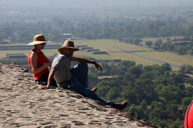 Historical downtown Mexico City & Teotihuacan Pyramids Mezcal tasting - Mezcal, tequila, and the lunch question