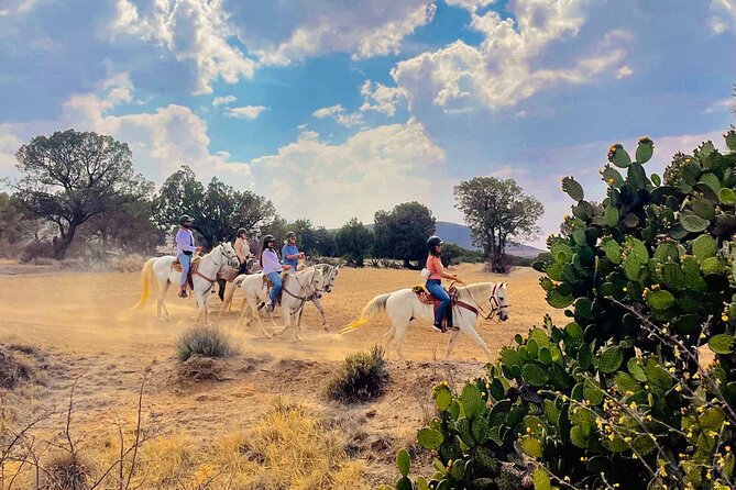 Horseback Riding through Mexican Haciendas - Riding to a second colonial hacienda