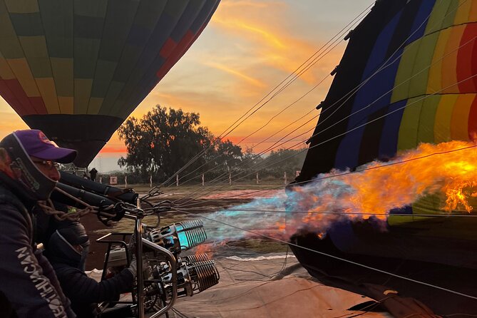 Hot air balloon adventure over Teotihuacan - What the price really means