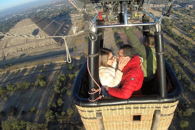 Hot Air Balloon Flight over Teotihuacán - How much time and money to allow