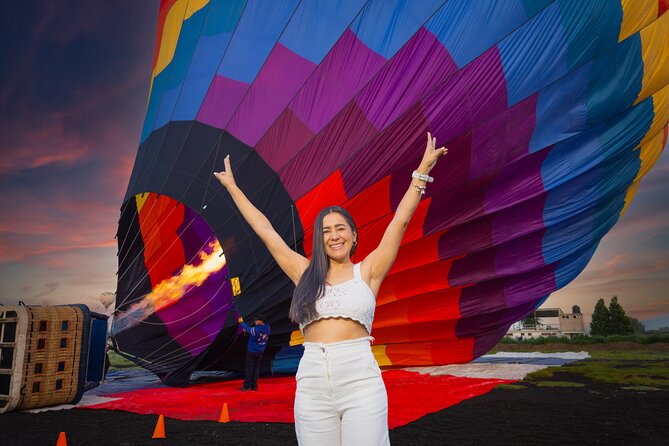 Hot Air Balloon Flight with Breakfast Cave and Pyramids Tour - Coffee, safety instructions, and balloon preparation