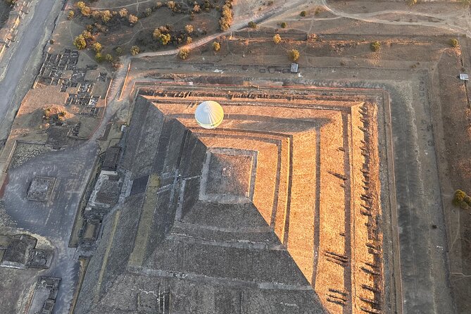 Hot Air Balloon Flight with Cave Breakfast - Adding the Teotihuacan archaeological area