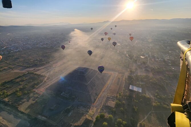 Hot air Balloon ride in Teotihuacan & breakfast in “La Gruta” - Is $263.02 per person good value?