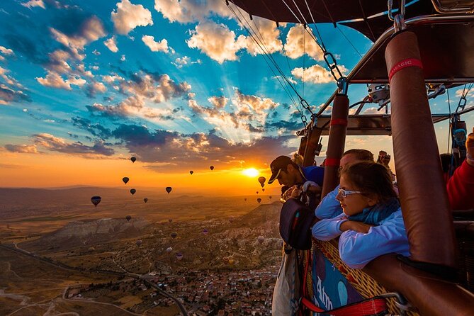 Hot Air Balloon Ride over Teotihuacan - The Mexico City transfer and meeting point