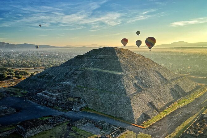 Hot Air Balloon Ride Over Teotihuacan With Guided Tour And Cave - The 5:00 a.m. start and the road from Mexico City