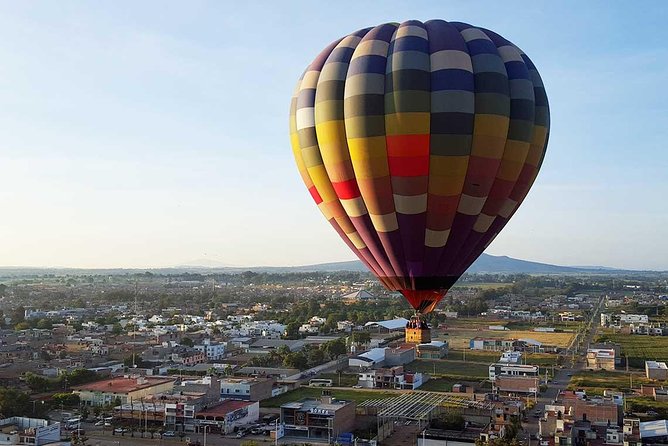 Hot Air Balloon Tour in Teotihuacan from Mexico City - Breakfast, transport, and the small-group setup