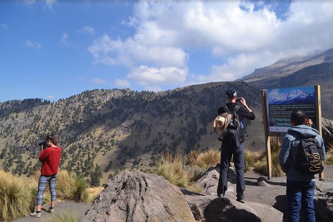 Iztaccihuatl Volcano Hike with an Alpinist - Fitness, altitude, and what to pack