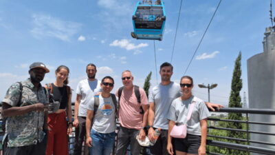 Iztapalapa: Cable Car Tour and Urban Art From the Heights