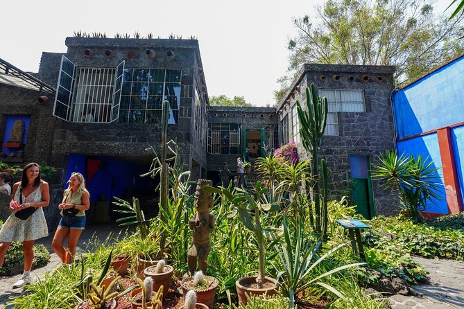 Last Minute Frida Kahlo Museum Ticket & Written Guide of Coyoacan - Why La Casa Azul is the main event