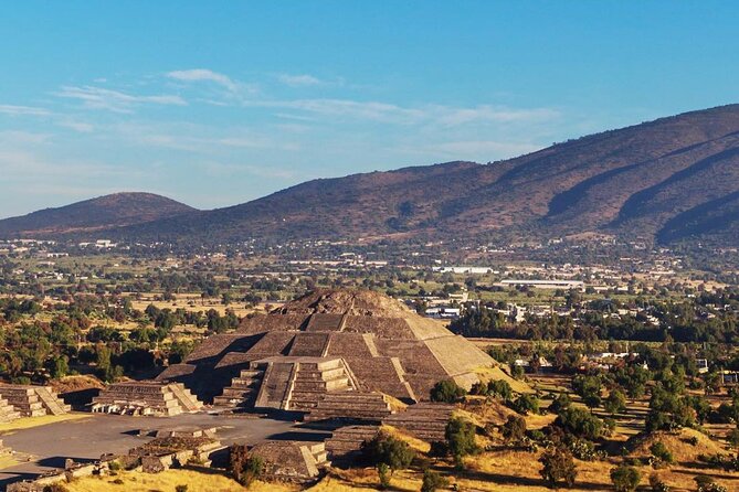Layover Tour Teotihuacan & Guadalupe Shrine Tour from BJ Airport - Leaving BJ Airport with a private vehicle