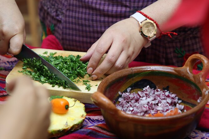 Learn to Cook Mexican Salsas - Cooking in a Home Setting