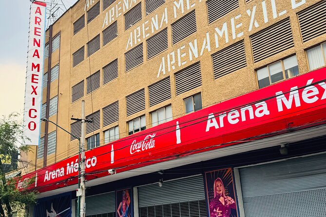 Live Wrestling from the Best Area of the Arena Mexico - Getting There Without a Tour Escort