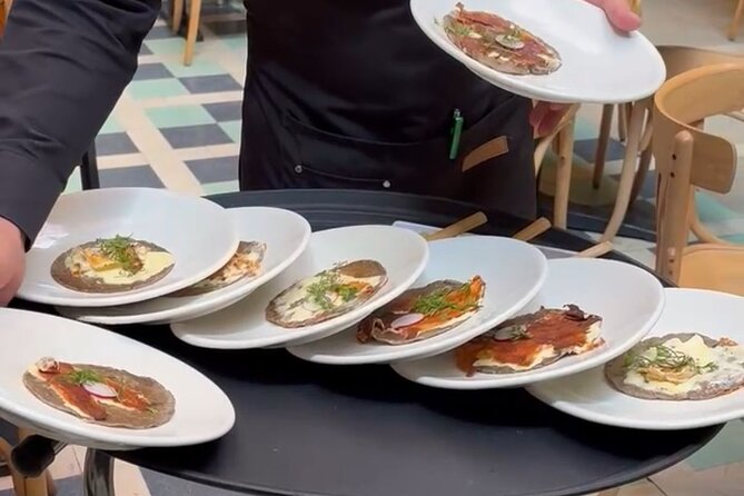 Local Foodie Adventure in Mexico: +10 dishes with Sherpa Tours - The final feast at Tonalá 171