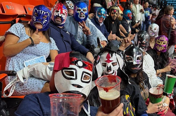 Lucha Libre VIP Meet and Greet - What happens during the meet and greet