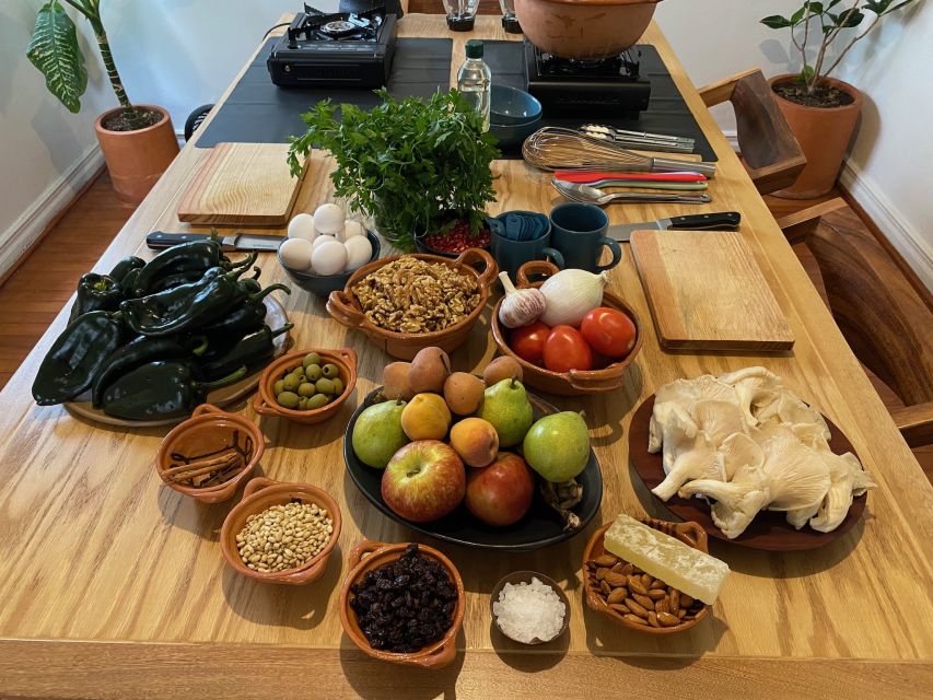 Market tour, cooking class & three-course Mexican feast - FAQ