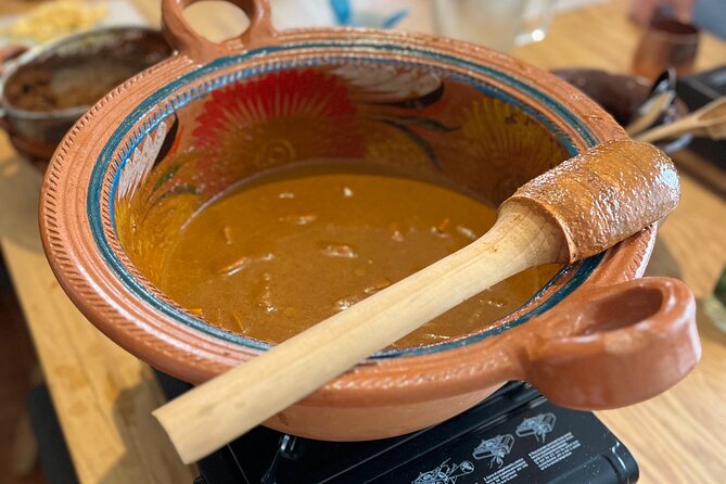 Medellín Market Tour, Cooking Class and 3-course Mexican Feast - Why the small group matters