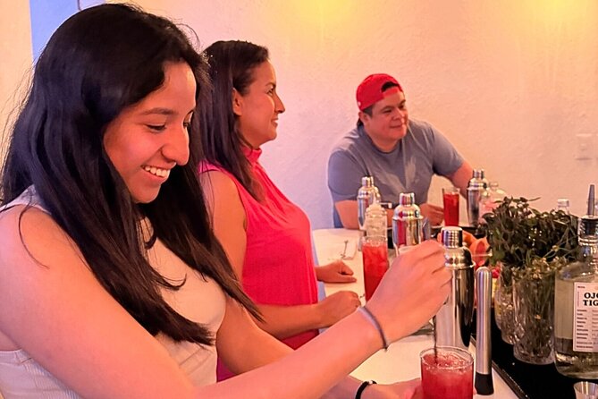 Mexican Mixology Workshop with Panoramic View in Coyoacán - Making the Smoked Coyote