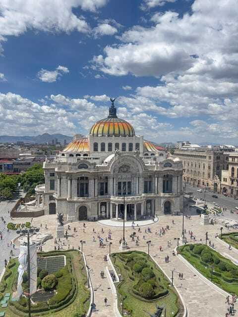 Mexican muralism with a true Art lover - Price, group size, and what you actually receive
