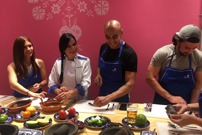 Mexican Street Tacos Hands-on Cooking Class and Market Tour - Starting with agua fresca and Mexican food history