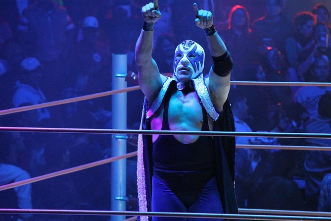 Mexican Wrestling: Experience Lucha Libre in Mexico City - The Match: Masked Heroes, Villains, and Crowd Theater
