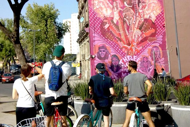 Mexico City: Art Naco, murals & street art bike tour - Street food is part of the experience