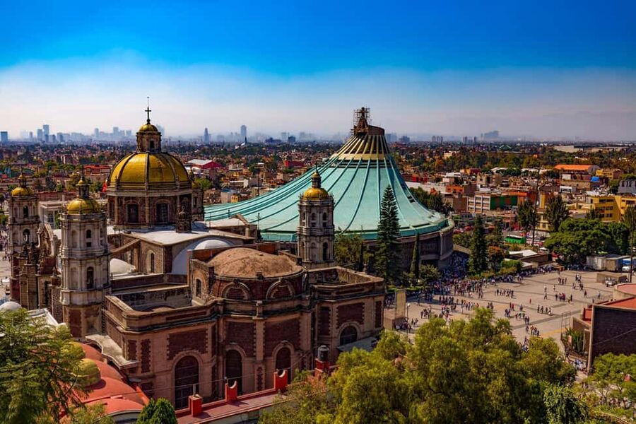 Mexico City: Basilica of Our Lady of Guadalupe Private Tour - The New Basilica and the image of Guadalupe