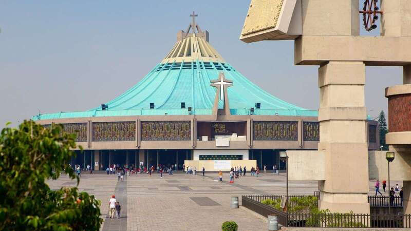 Mexico City: Basilica of Our Lady of Guadalupe Tour - Seeing the Basilica of Our Lady of Guadalupe
