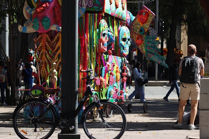Mexico City Bike Rental - Angel of Independence Area - What the experience does not include